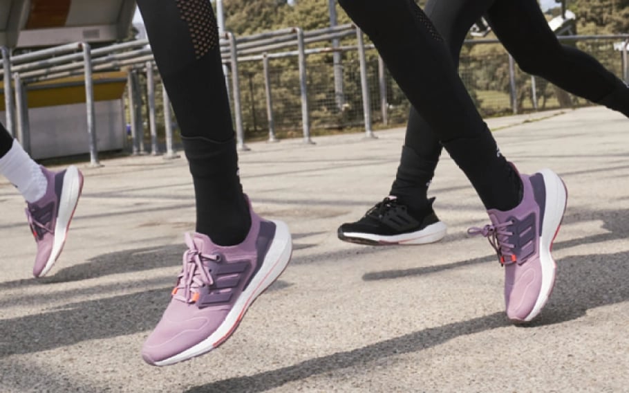 adidas Ultraboost 22 Womens Running Shoes